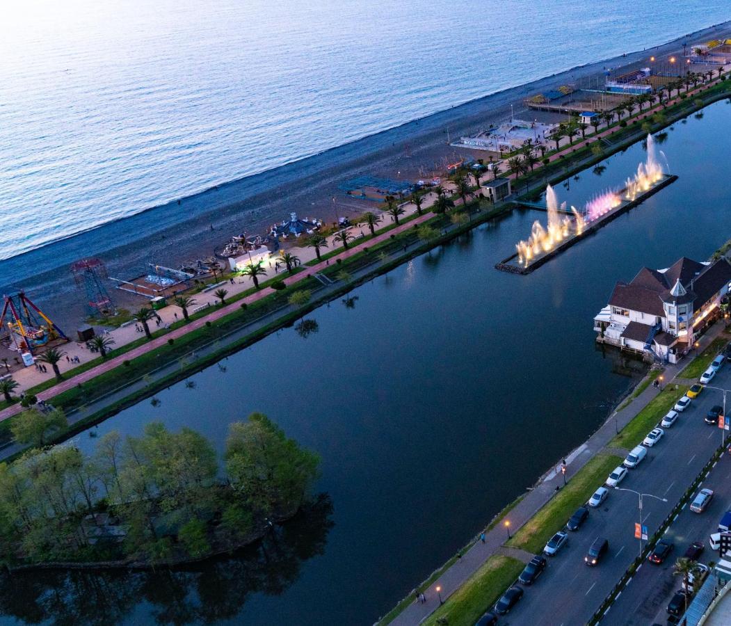 Seaside Resort In New Orbi Twins บาทูมิ ภายนอก รูปภาพ