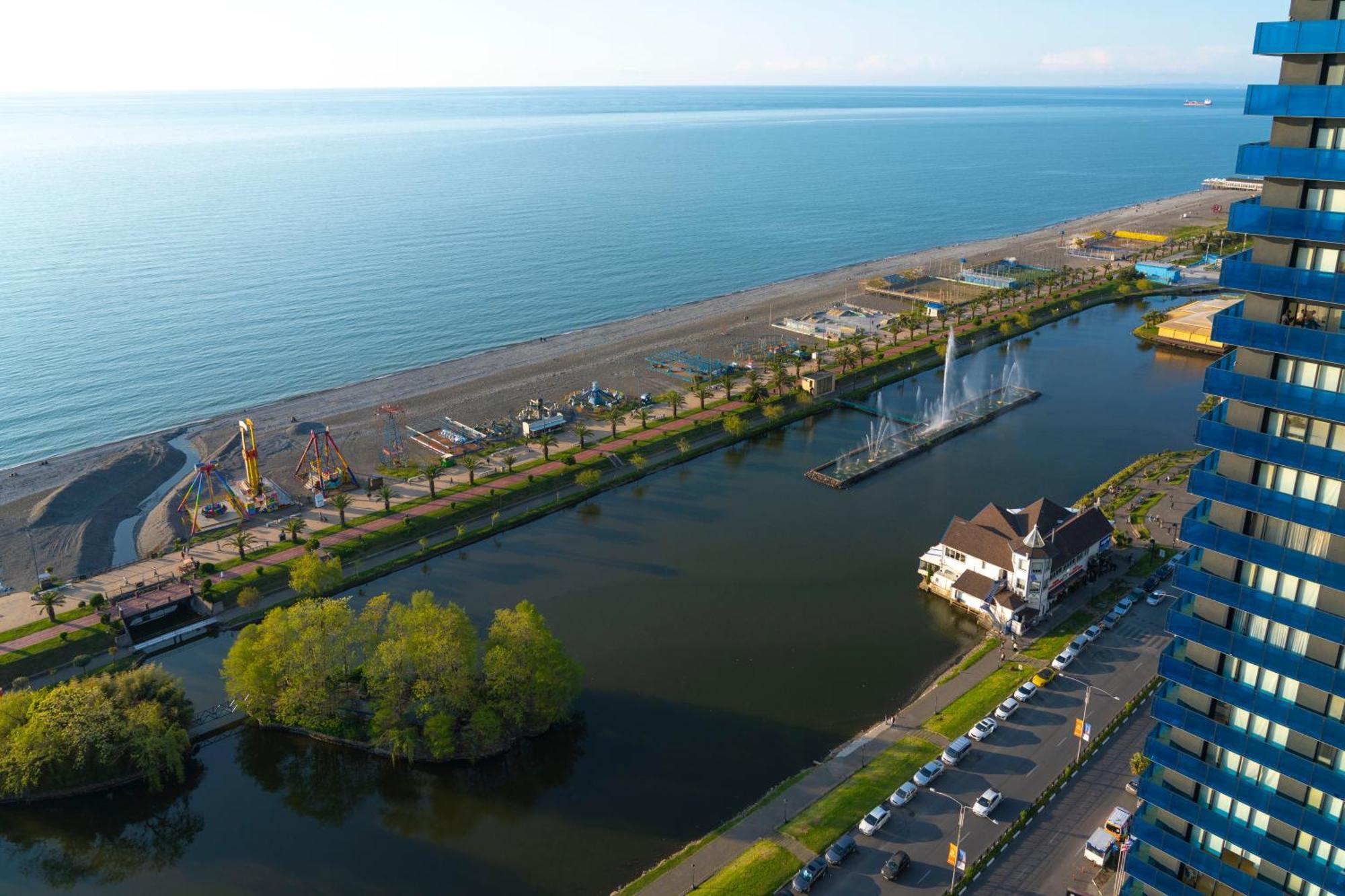 Seaside Resort In New Orbi Twins บาทูมิ ภายนอก รูปภาพ